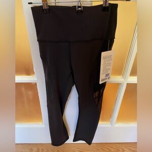Wunder Train Mesh Panel HR Crop Leggings